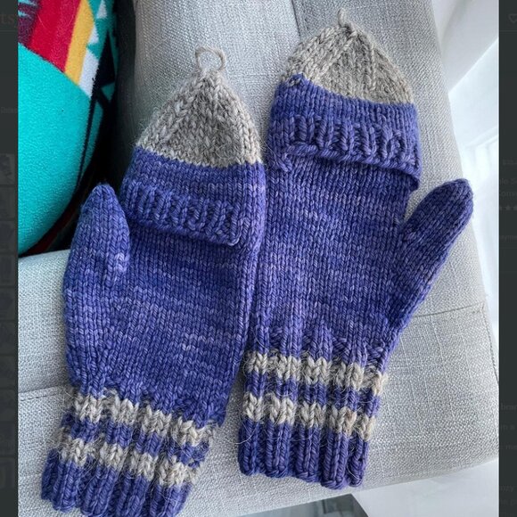 Flip-Top Purple Sock Mitts Wool Knit Mittens Handmade Convertible Half Mitts - Picture 5 of 10